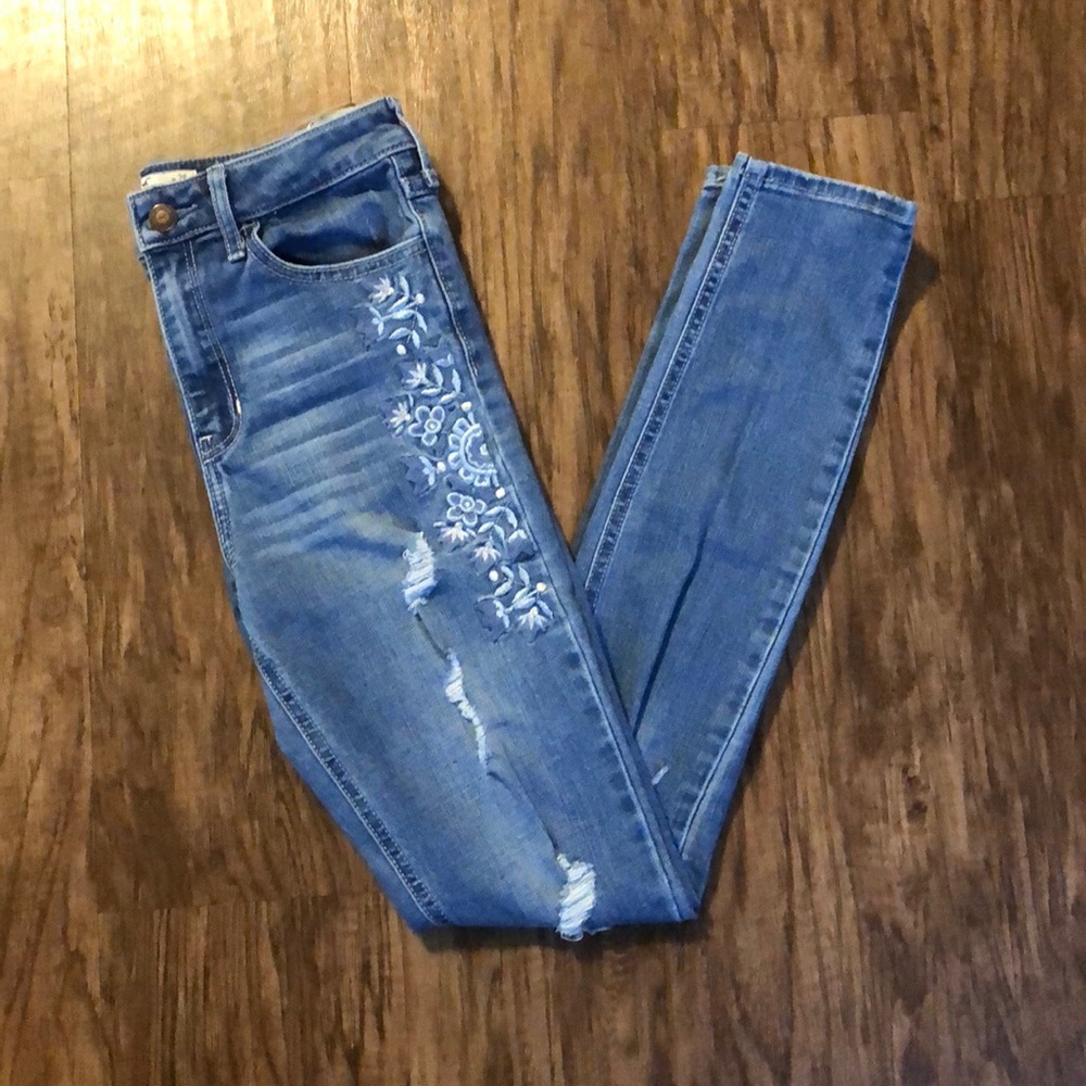 Floral embellished Hollister Jeans